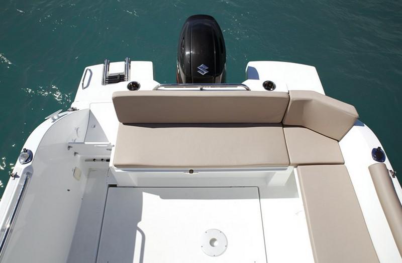 Book yachts online - motorboat - Beneteau Antares 8 OB - ZDRAVKO - rent