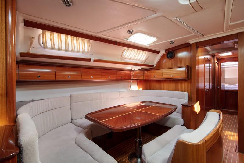 Book yachts online - sailboat - Bavaria 49 - ANGELA - rent