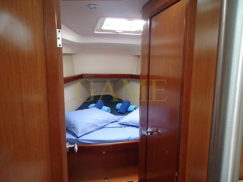 Book yachts online - sailboat - Oceanis 40 - Game - Refit 2020 - rent