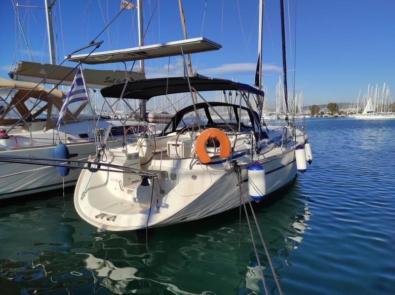 Book yachts online - sailboat - Bavaria 44 - Hydra - Refit 2019 - rent