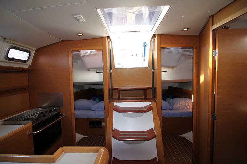Book yachts online - sailboat - Sun Odyssey 439 - Ace - Refit 2020 - rent