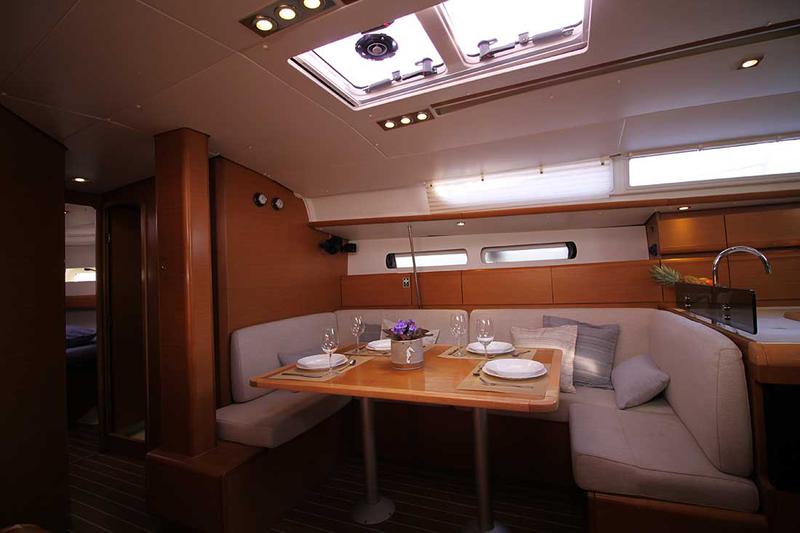 Book yachts online - sailboat - Sun Odyssey 439 - Ace - Refit 2020 - rent