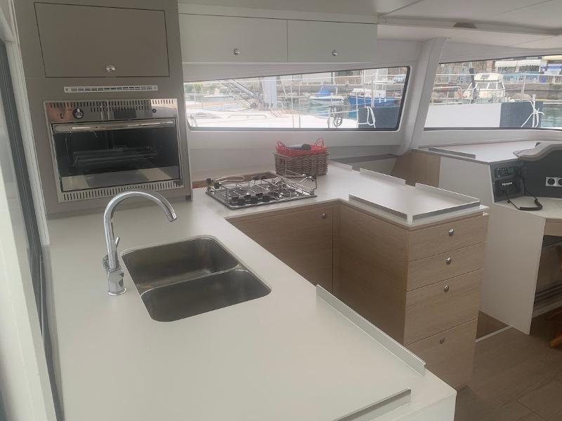 Book yachts online - catamaran - Bali 4.5 Fly - Sadalbari - rent