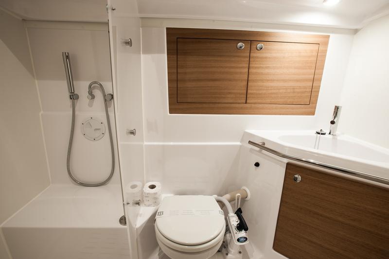 Book yachts online - sailboat - Elan Impression 45.1 - ESCAPE with A/C - rent