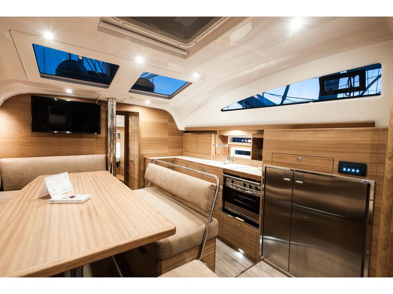 Book yachts online - sailboat - Elan Impression 45.1 - ESCAPE with A/C - rent