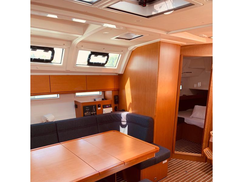 Book yachts online - sailboat - Bavaria Cruiser 46 - Paola - rent