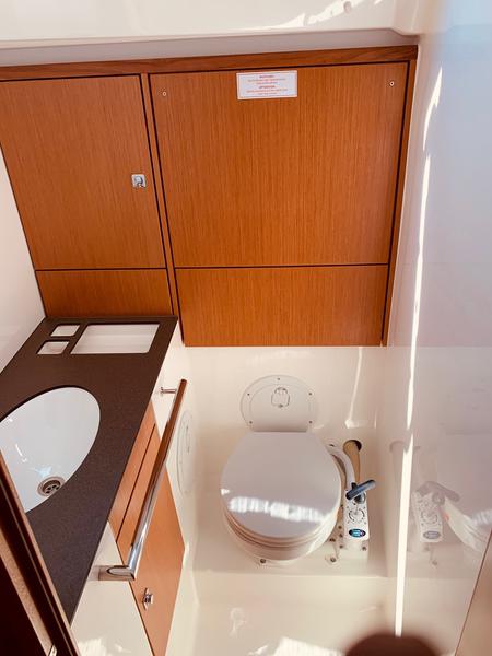 Book yachts online - sailboat - Bavaria Cruiser 46 - Paola - rent