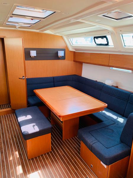 Book yachts online - sailboat - Bavaria Cruiser 46 - Paola - rent