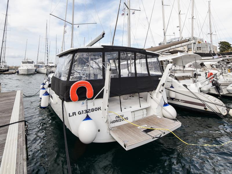Book yachts online - sailboat - Sun Loft 47 - New Horizons - rent