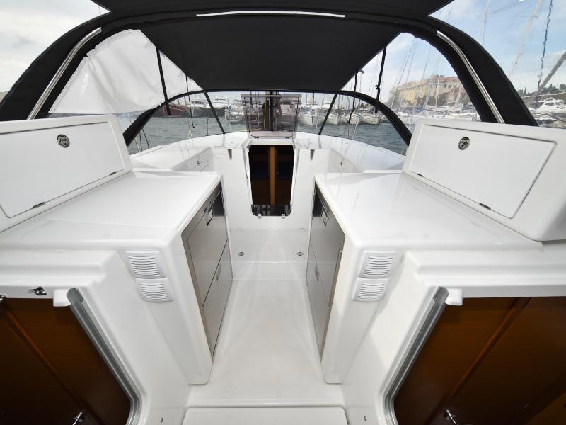 Book yachts online - sailboat - Sun Loft 47 - New Horizons - rent