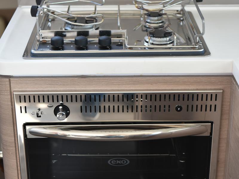 Book yachts online - catamaran - Aventura 34 - LAUREMI - rent