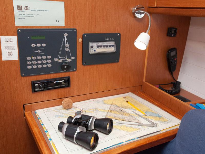 Book yachts online - sailboat - Bavaria Cruiser 37 - MARIJA - rent