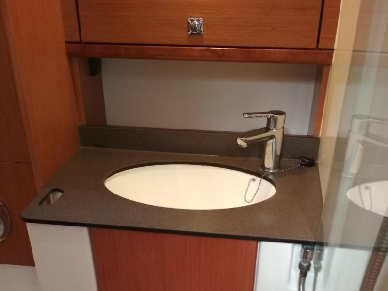 Book yachts online - sailboat - Bavaria Cruiser 51 - Agata - rent