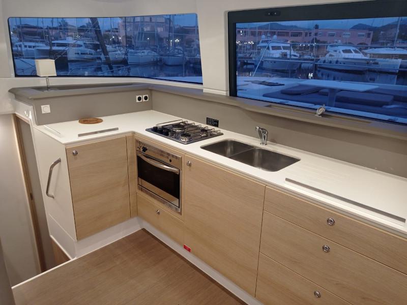 Book yachts online - catamaran - Bali 4.3 - Mary - rent