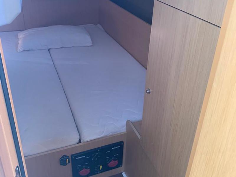 Book yachts online - sailboat - Oceanis 35.1 - Hierà - rent