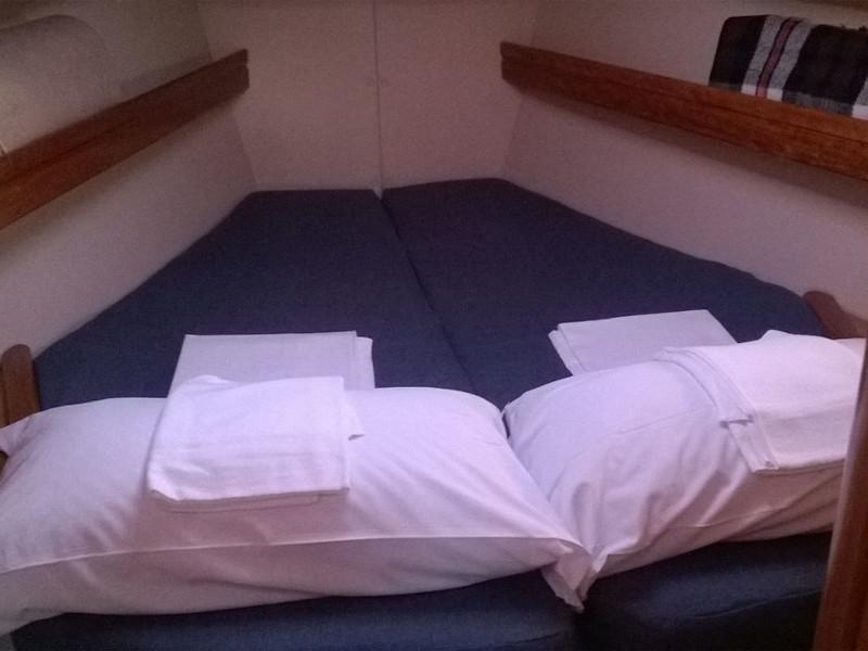 Book yachts online - sailboat - Bavaria 42 Cruiser - Katia - rent