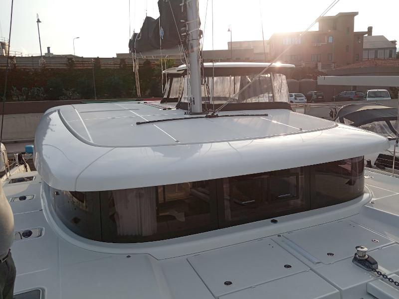 Book yachts online - catamaran - Lagoon 42 (4+2)  A/C - WM- Gen - Memi  - rent