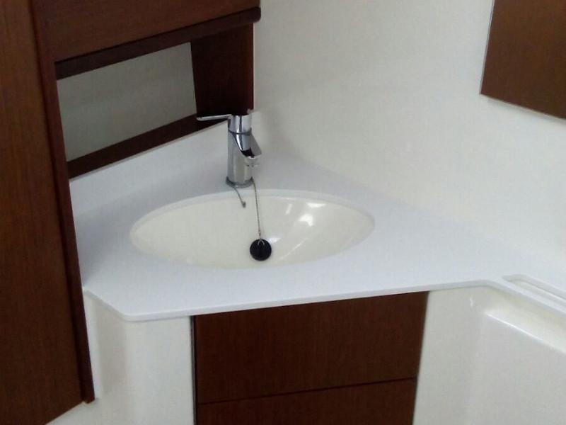 Book yachts online - sailboat - Bavaria Cruiser 46 Style - Elisa - rent