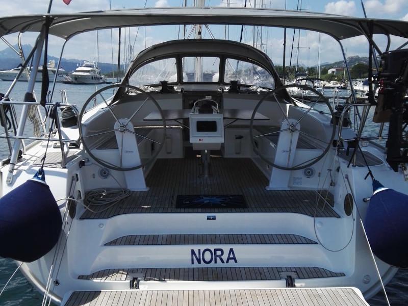 Book yachts online - sailboat - Bavaria Cruiser 51 - Nora - rent