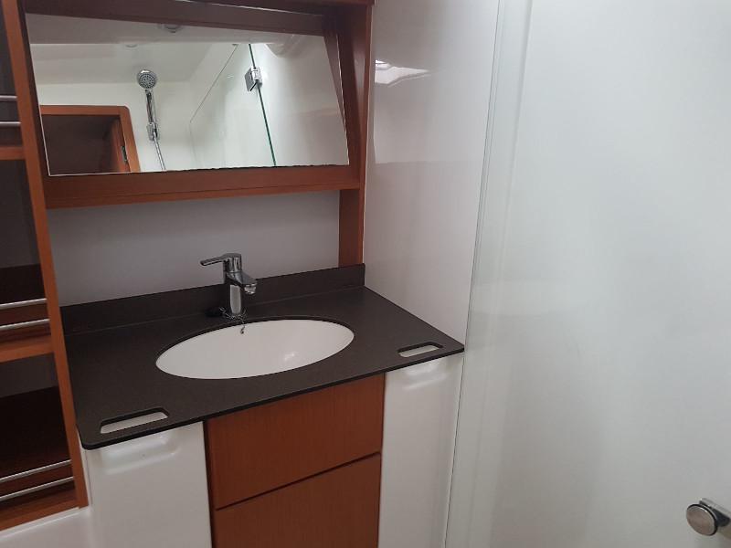 Book yachts online - sailboat - Bavaria Cruiser 51 - Nora - rent