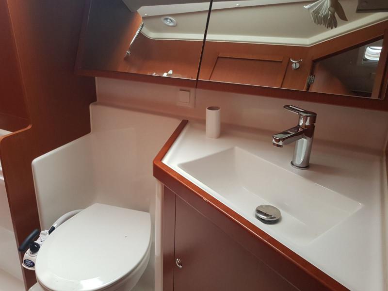 Book yachts online - sailboat - Oceanis 41.1 - Gloria - rent