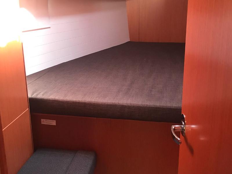 Book yachts online - sailboat - Bavaria Cruiser 46 - Andrea - rent