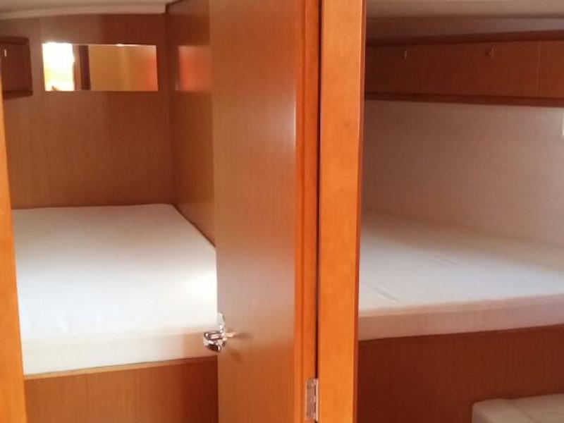 Book yachts online - sailboat - Bavaria Cruiser 46 - Francesca - rent