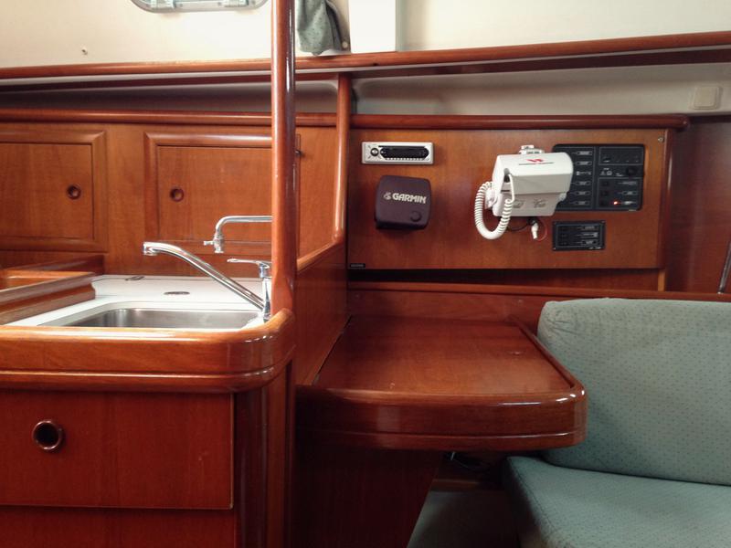 Book yachts online - sailboat - Oceanis 331 - Evageo - rent