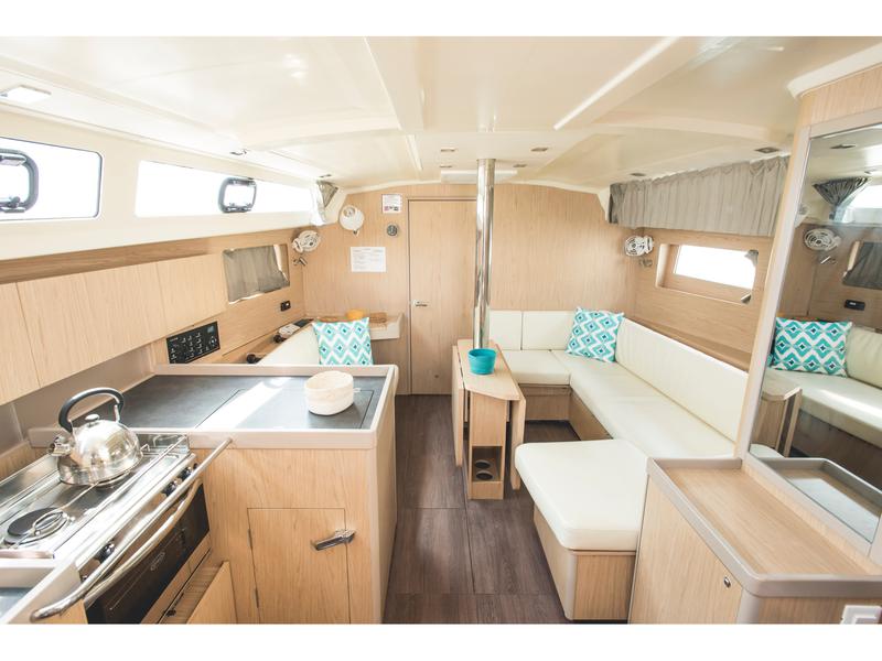 Book yachts online - sailboat - Oceanis 41.1 - Arianna - Comfort line - rent