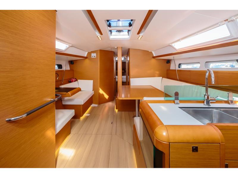 Book yachts online - sailboat - Sun Odyssey 449 - Ilios - Standard line - rent