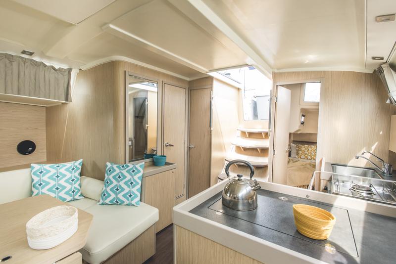 Book yachts online - sailboat - Oceanis 41.1 - Hydros - Comfort line - rent