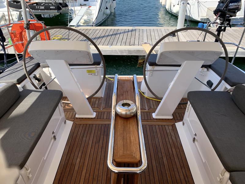 Book yachts online - sailboat - Hanse 458 - Oreo - rent
