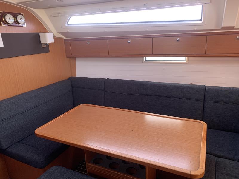 Book yachts online - sailboat - Bavaria Cruiser 41 Erato - Erato - rent