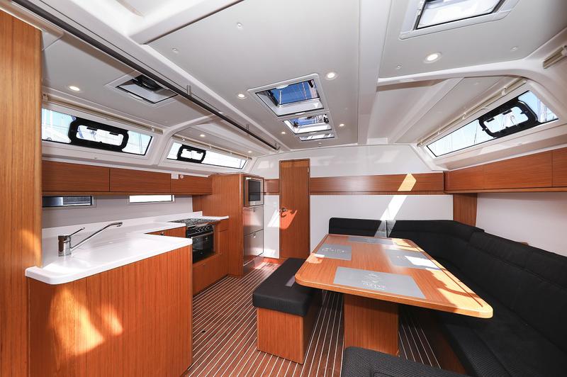 Book yachts online - sailboat - Bavaria Cruiser 46 Style - Hana - rent