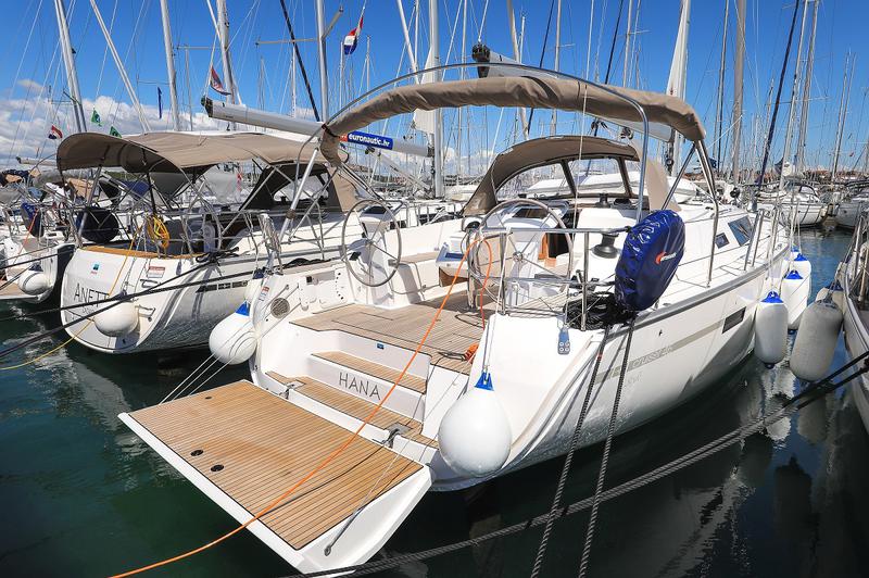Book yachts online - sailboat - Bavaria Cruiser 46 Style - Hana - rent