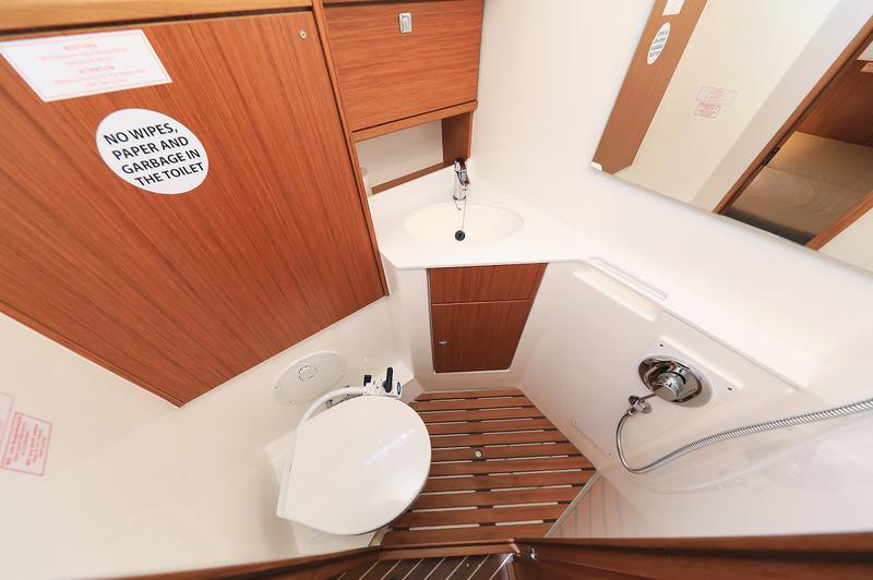 Book yachts online - sailboat - Bavaria Cruiser 46 Style - Hana - rent