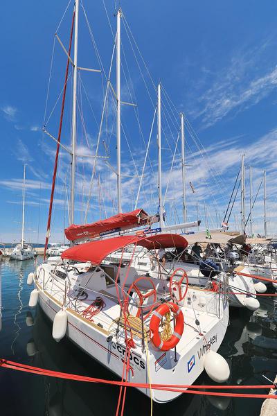 Book yachts online - sailboat - Elan 350 - Whiskey - rent