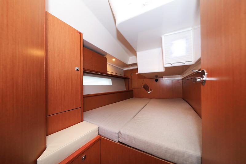 Book yachts online - sailboat - Bavaria C45 Style - Katharina - rent