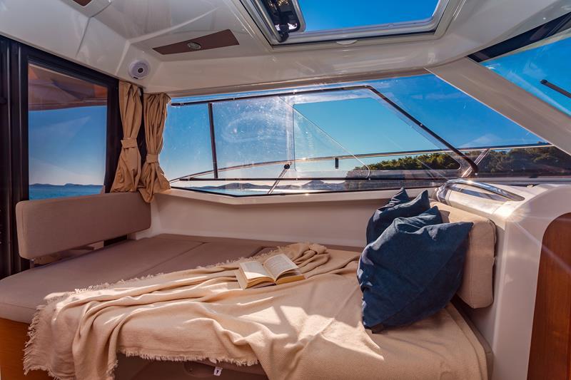 Book yachts online - motorboat - Merry Fisher 855 - Dobrila - rent