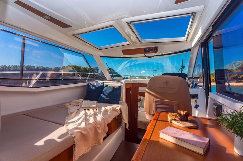 Book yachts online - motorboat - Merry Fisher 855 - Dobrila - rent