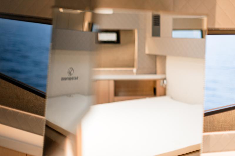 Book yachts online - motorboat - Seamaster 45 - FORTUNA - rent