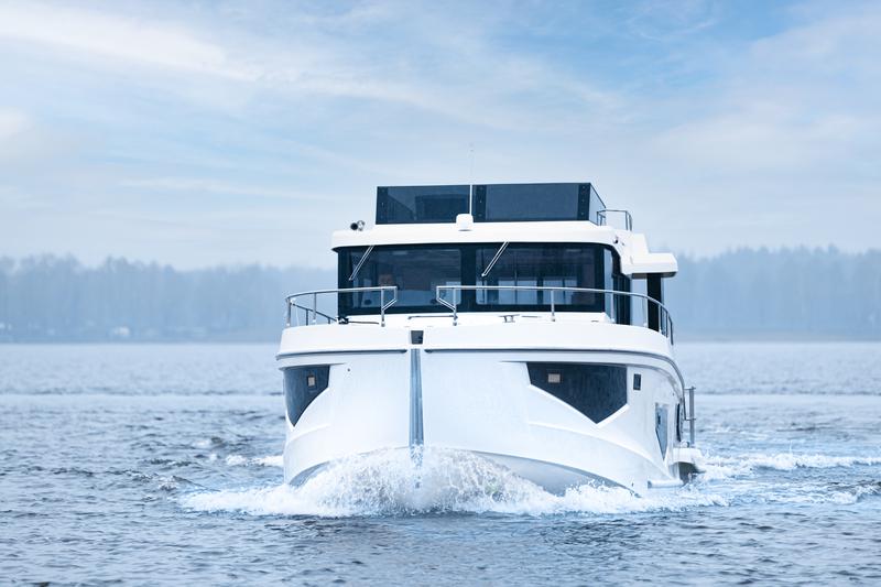 Book yachts online - motorboat - Seamaster 45 - FORTUNA - rent