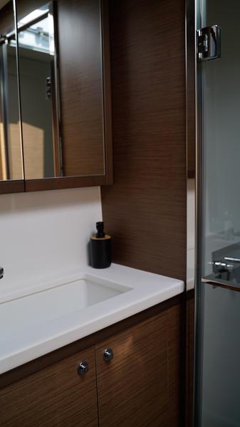 Book yachts online - catamaran - Lagoon 52 - Blue Velvet - rent