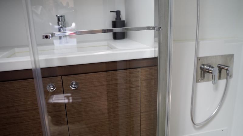 Book yachts online - catamaran - Lagoon 52 - Blue Velvet - rent