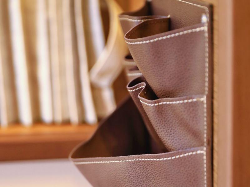 Book yachts online - catamaran - Lagoon 450 F - OLIVER Air condition in salon Generator - rent