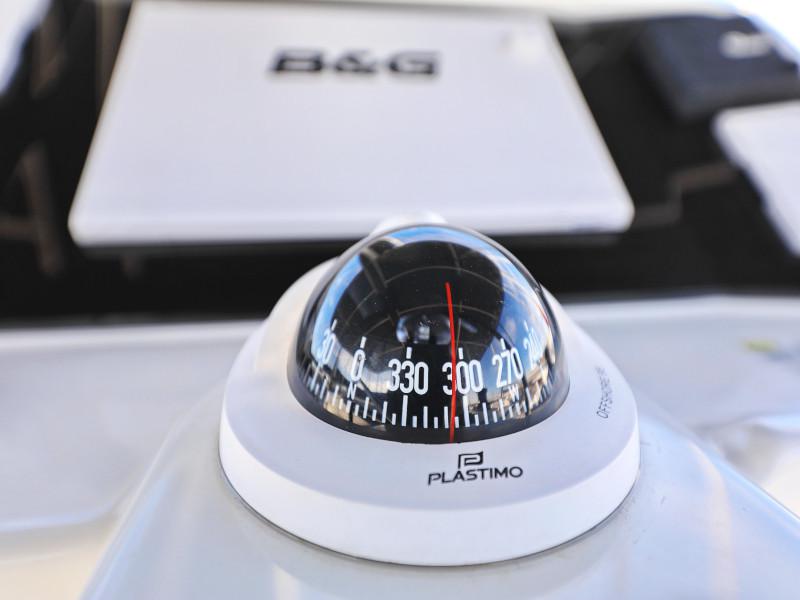 Book yachts online - catamaran - Lagoon 450 F - OLIVER Air condition in salon Generator - rent