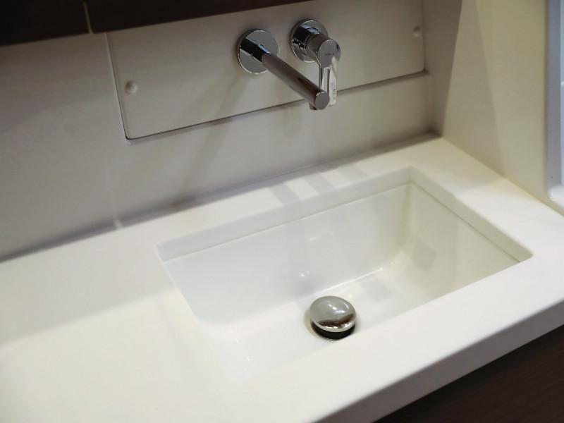 Book yachts online - catamaran - Lagoon 450 F - OLIVER Air condition in salon Generator - rent