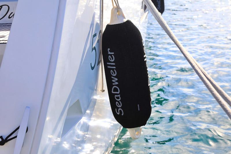 Book yachts online - catamaran - Lagoon 52 - SEA DWELLER  - rent