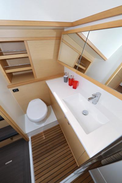 Book yachts online - catamaran - Lagoon 52 - SEA DWELLER  - rent