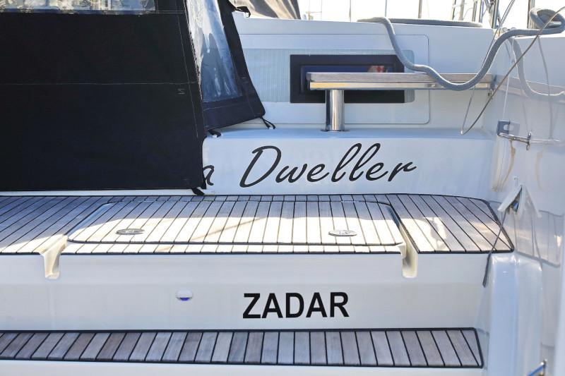 Book yachts online - catamaran - Lagoon 52 - SEA DWELLER  - rent